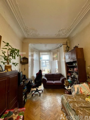 Продажа 4-комн квартиры на вторичном рынке Митавский пер,  д. 32