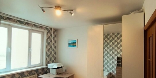 3-комн квартира ул Декабристов,  д. 10,  к. 1