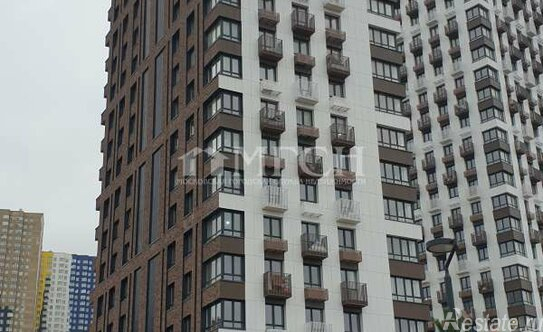 Продажа 2-комн квартиры на вторичном рынке Павшино, Молодёжная улица,  д. 5