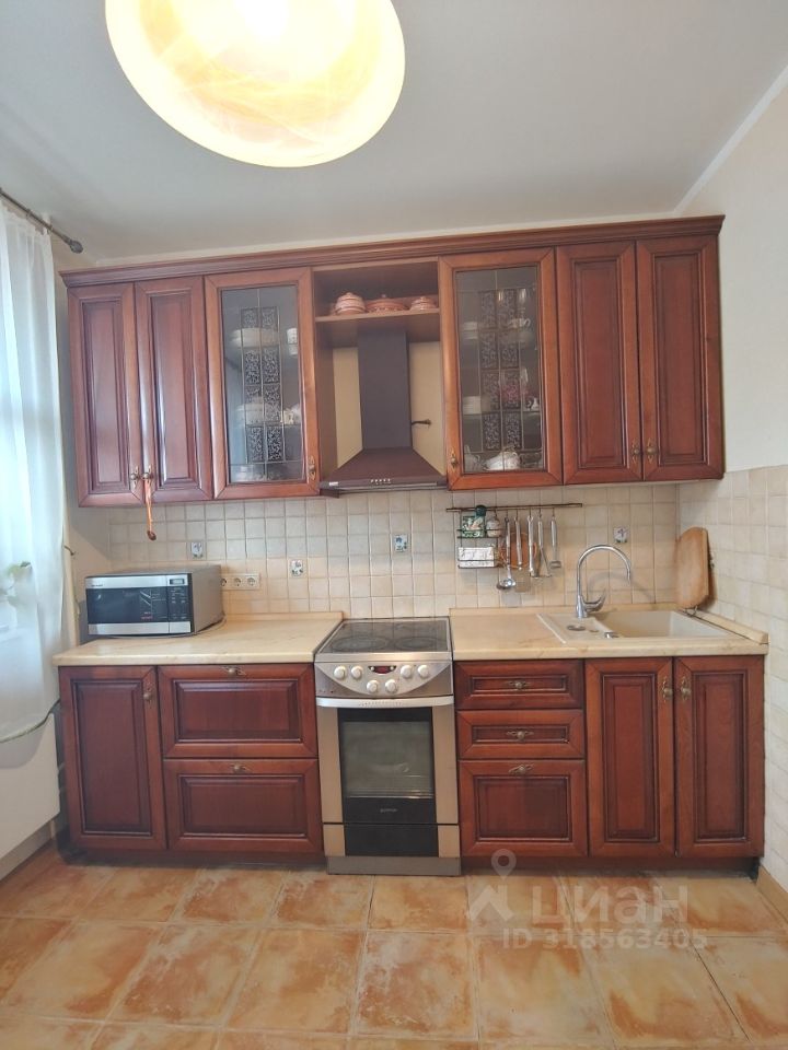 Продажа 3-комн квартиры на вторичном рынке Королев, проспект Космонавтов, 39