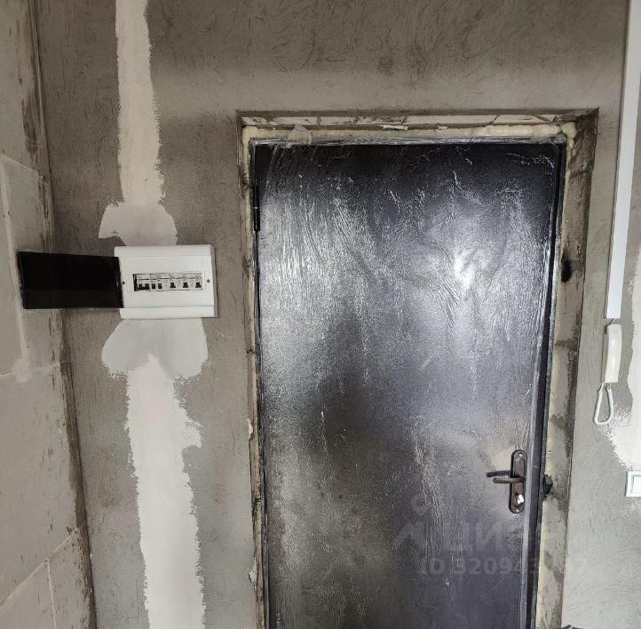 Продажа 1-комн квартиры на вторичном рынке Центральный мкр, улица Кирова, 17к1