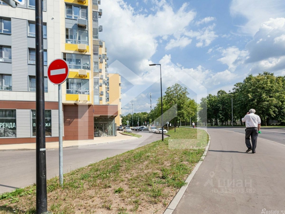 Аренда торгового помещения Барвихинская улица