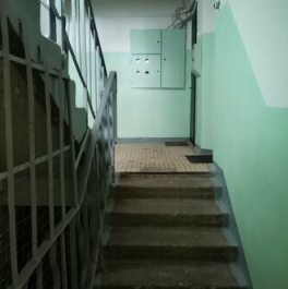 Продажа 2-комн квартиры на вторичном рынке Истра, ул Кооперативная,  д. 8/3