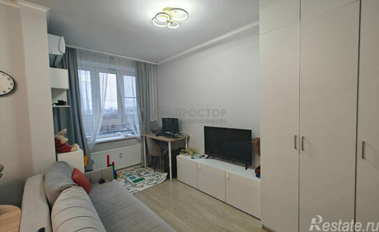 Продажа 1-комн квартиры на вторичном рынке Зенино, улица Камова,  д. 5 к2