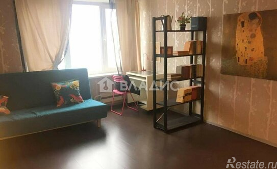 Продажа 1-комн квартиры на вторичном рынке улица Газопровод,  д. 3 к1