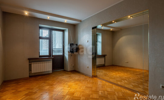 Продажа 2-комн квартиры на вторичном рынке Морская наб,  д. 27,  к. 1