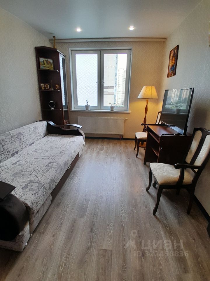 Продажа 1-комн квартиры на вторичном рынке пос. Парголово, Заречная улица, 17