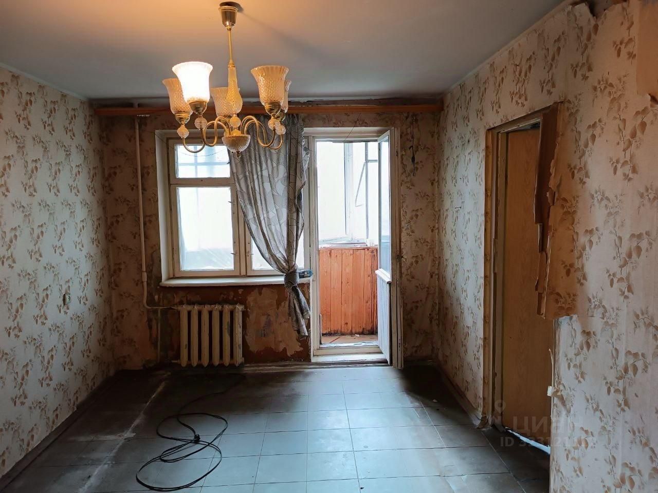Продажа 3-комн квартиры на вторичном рынке Чехов, улица Полиграфистов, 17