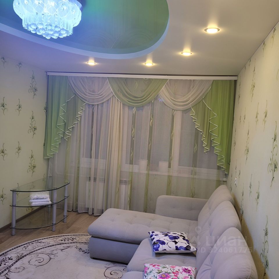 Продажа 3-комн квартиры на вторичном рынке Коммунар г., улица Гатчинская, 16А