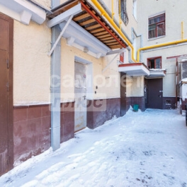 Продажа 4-комн квартиры на вторичном рынке Кулаков переулок