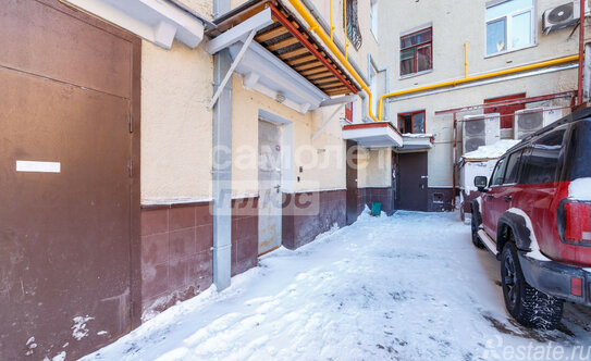 Продажа 4-комн квартиры на вторичном рынке Кулаков переулок