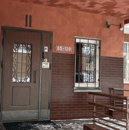 Продажа 2-комн квартиры на вторичном рынке улица Сайкина,  д. 19