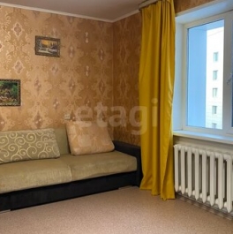 Продажа 3-комн квартиры на вторичном рынке Кириши г, Героев пр-кт,  д. 17