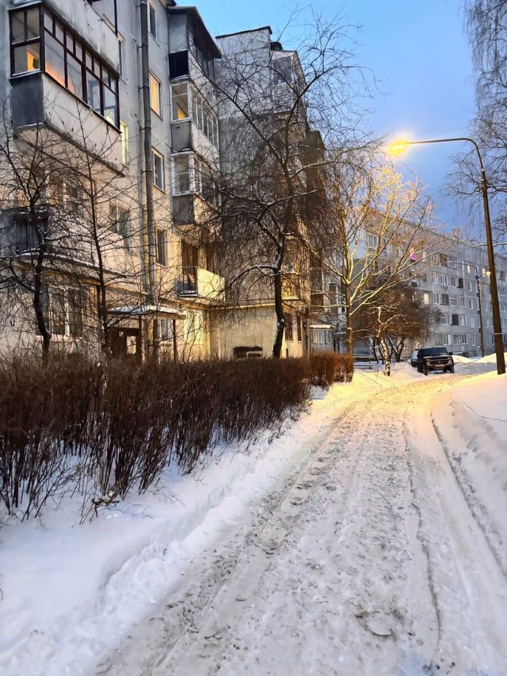 Продажа 2-комн квартиры на вторичном рынке Выборг, улица Приморская, 17