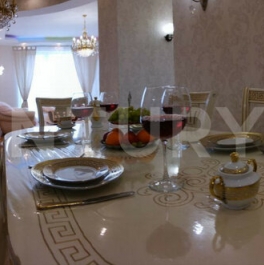 Продажа 4-комн квартиры на вторичном рынке Маршала Конева ул,  д. 14