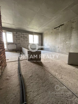 Продажа 1-комн квартиры на вторичном рынке ул. Изумрудная,  д. 24