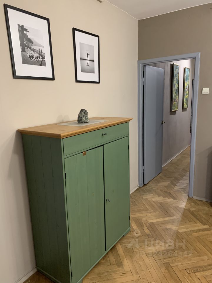 Аренда 2-комн квартиры на вторичном рынке Новоалексеевская улица, 1