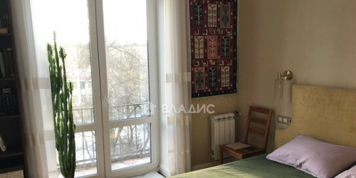3-комн квартира улица Бутлерова,  д. 32