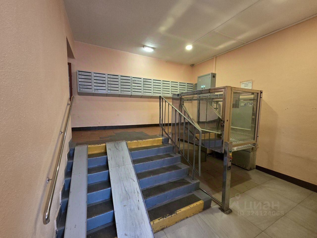 Продажа 1-комн квартиры на вторичном рынке Алтайская улица, 21