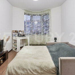 Продажа 1-комн квартиры на вторичном рынке Генерала Кравченко ул,  д. 3 к1