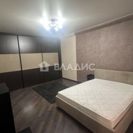 Продажа 1-комн квартиры на вторичном рынке Сходня, 2-й Чапаевский пер,  д. 4