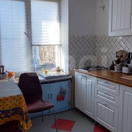Продажа 1-комн квартиры на вторичном рынке Гатчина, ул 7 Армии,  д. 9
