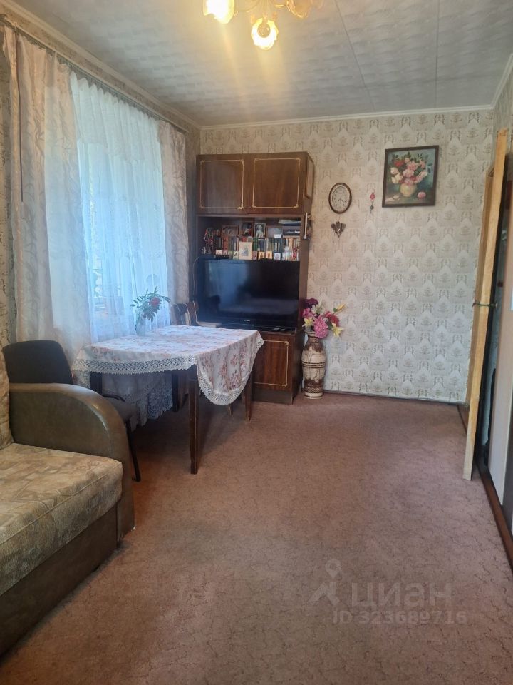 Продажа 2-комн квартиры на вторичном рынке Приозерск, Заозерная улица, 10