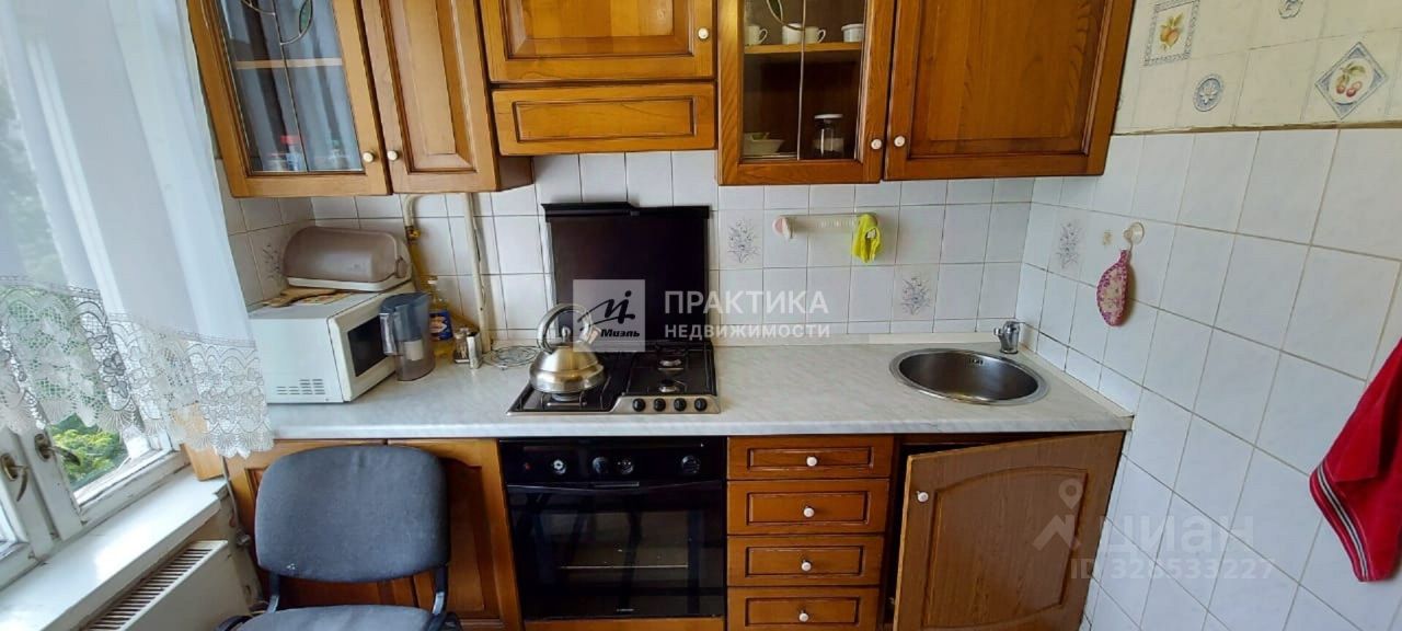 Продажа 3-комн квартиры на вторичном рынке Уральская улица, 4