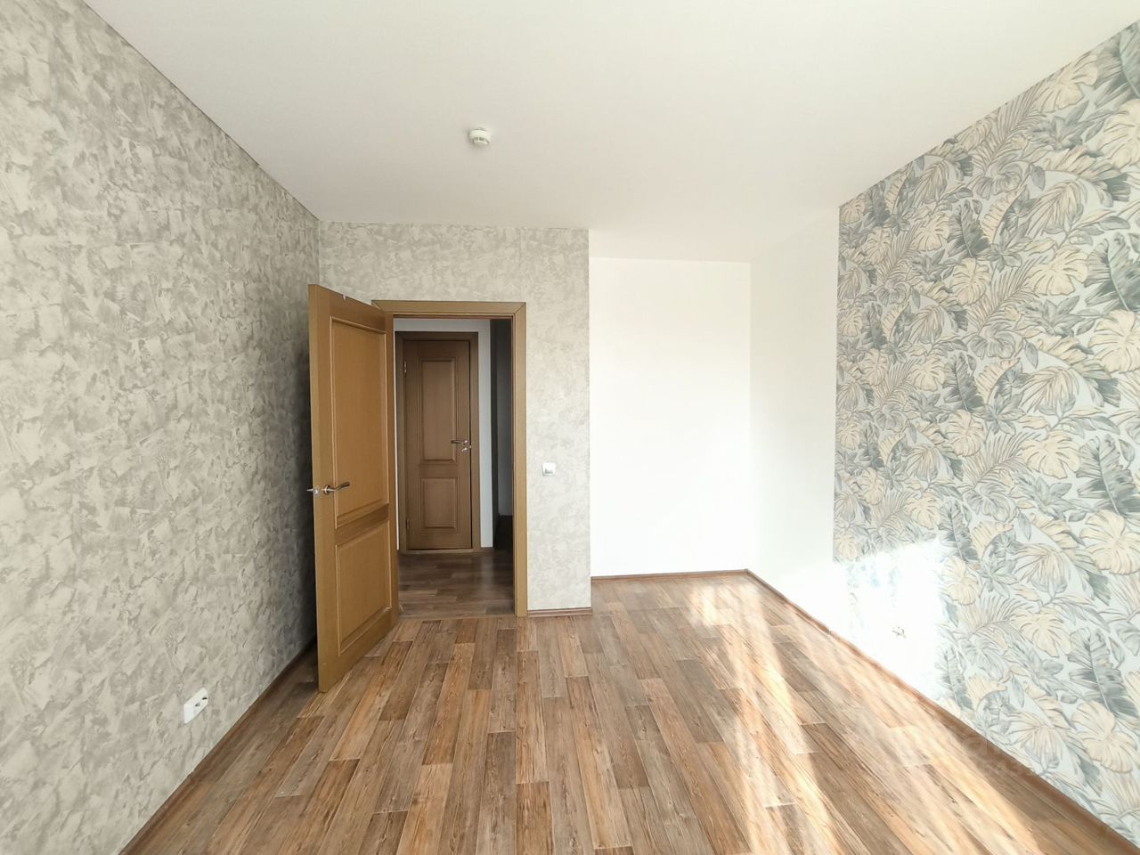 Продажа 2-комн квартиры на вторичном рынке проспект Маршака, 20