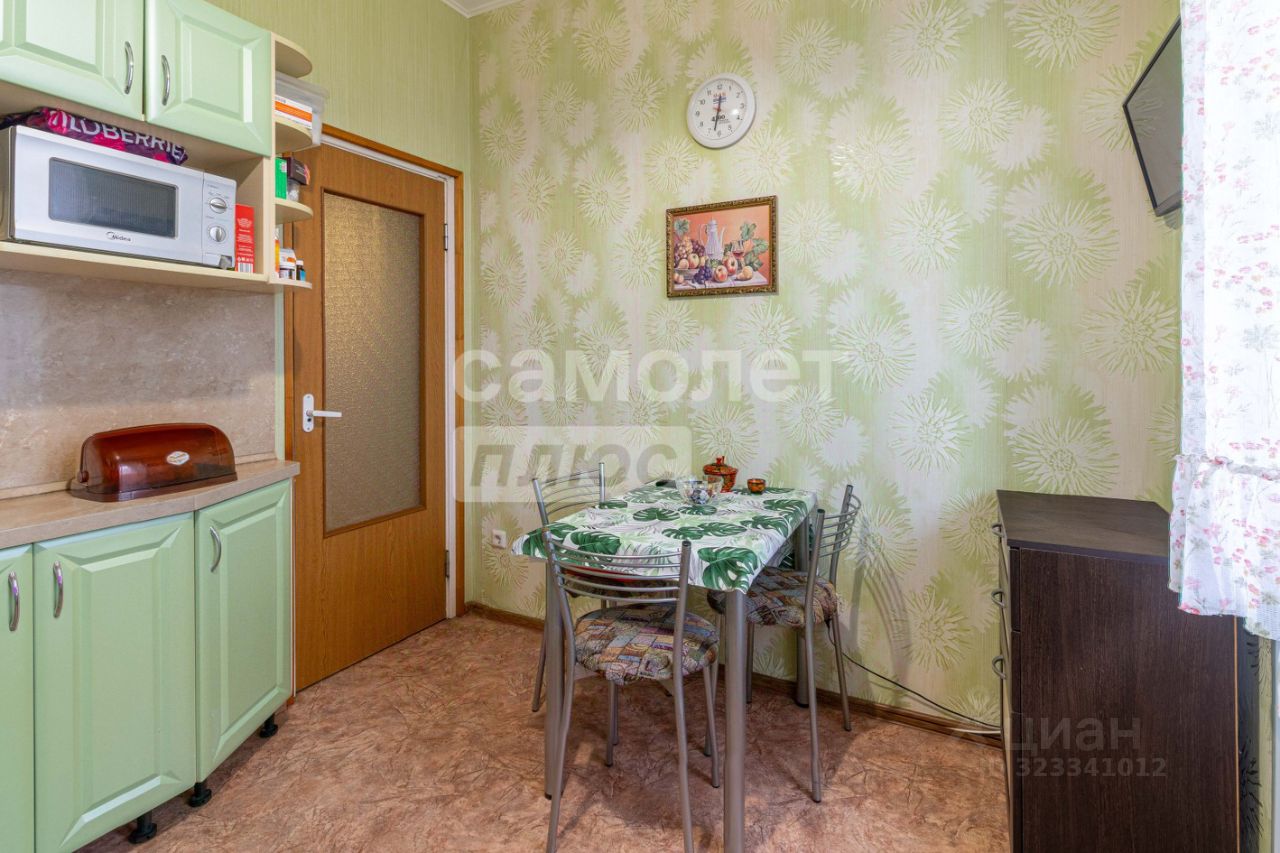 Продажа 4-комн квартиры на вторичном рынке Подольск, улица Генерала Смирнова, 10
