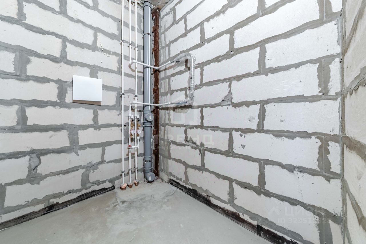 Продажа 2-комн квартиры на вторичном рынке д. Юкки, улица Тенистая, 11к1