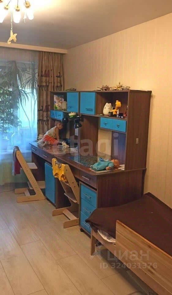 Продажа 2-комн квартиры на вторичном рынке Живописная улица, 17К2