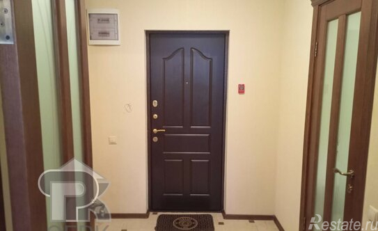 Продажа 1-комн квартиры на вторичном рынке Радужная улица,  д. 14 к3