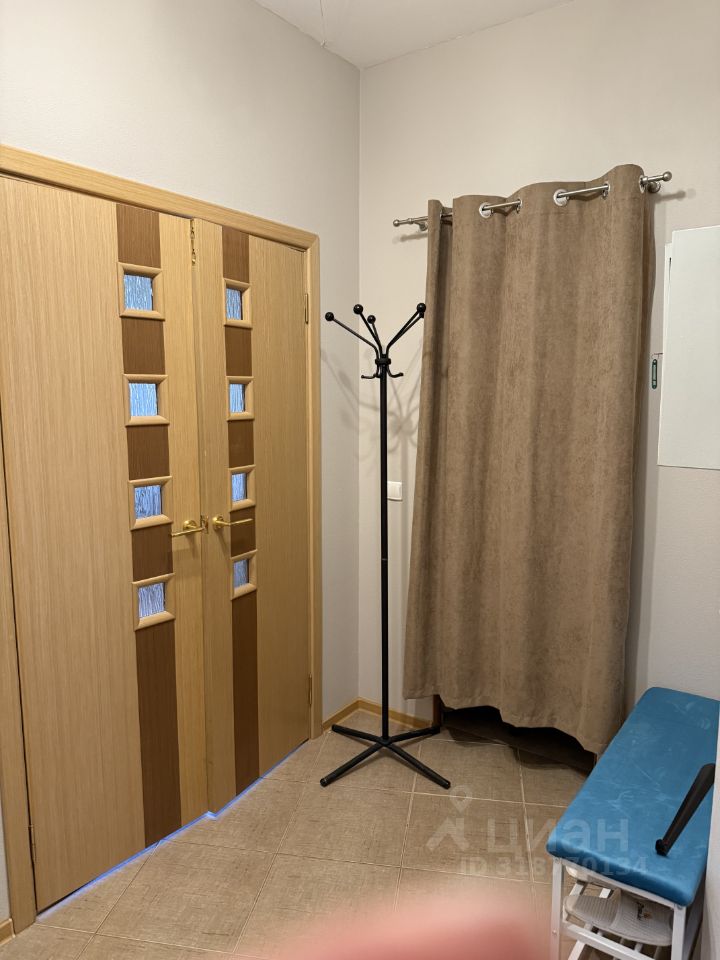 Аренда 1-комн квартиры на вторичном рынке проспект Славы, 52к1