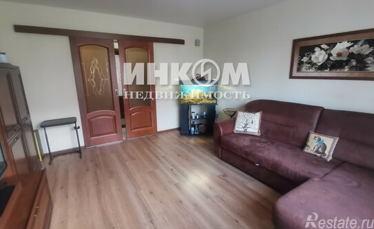 Продажа 3-комн квартиры на вторичном рынке улица Фабрициуса,  д. 9