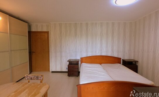 Продажа 3-комн квартиры на вторичном рынке Товарищеский проспект,  д. 28 к1