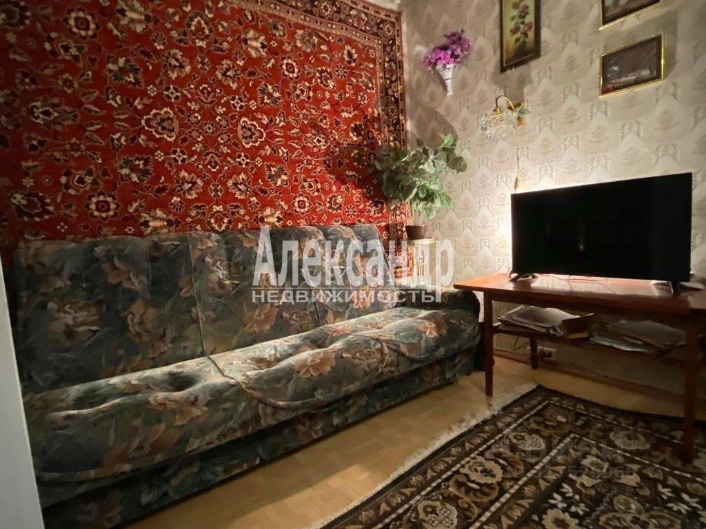 Продажа 2-комн квартиры на вторичном рынке Приозерск, улица Гоголя, 7