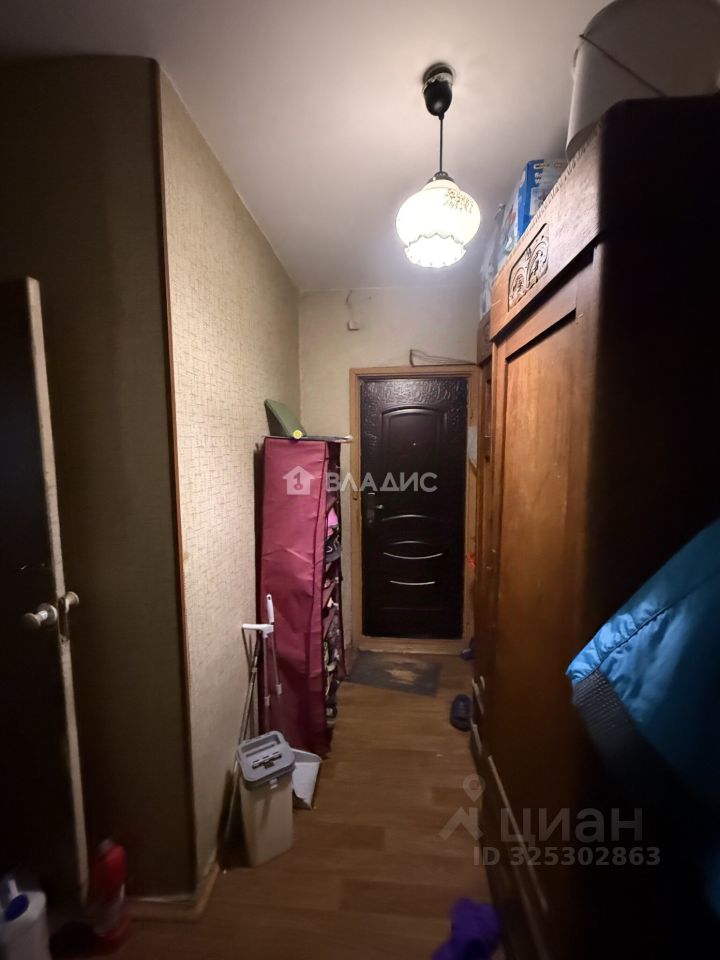 Продажа 2-комн квартиры на вторичном рынке Батайский проезд, 17