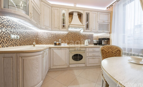 Продажа 2-комн квартиры на вторичном рынке улица Катерников,  д. 7