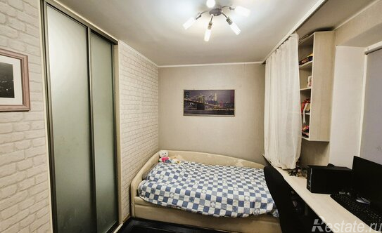 Продажа 2-комн квартиры на вторичном рынке улица Академика Комарова,  д. 3А