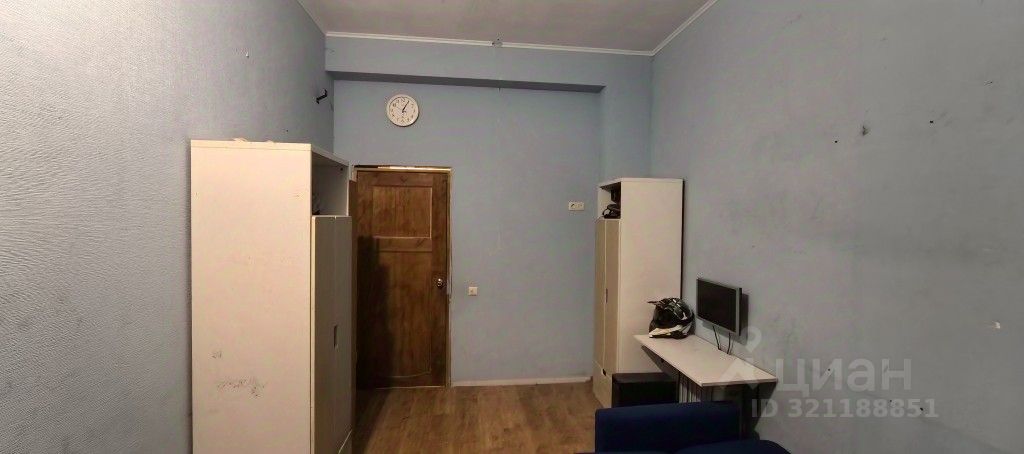 Продажа 3-комн квартиры на вторичном рынке пос. Стрельна, Санкт-Петербургское шоссе, 13