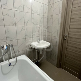 Продажа 1-комн квартиры на вторичном рынке Ленинский пр-кт,  д. 68 с1