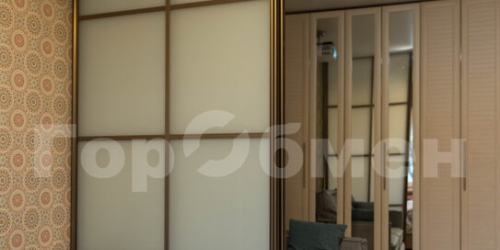 3-комн квартира улица Маршала Тухачевского,  д. 50