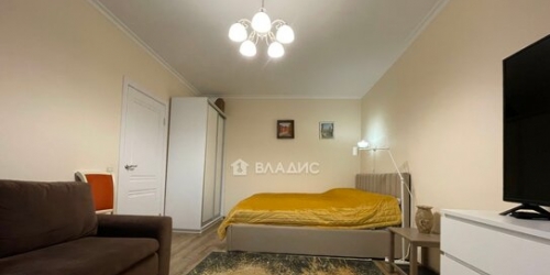 1-комн квартира улица Поляны,  д. 9