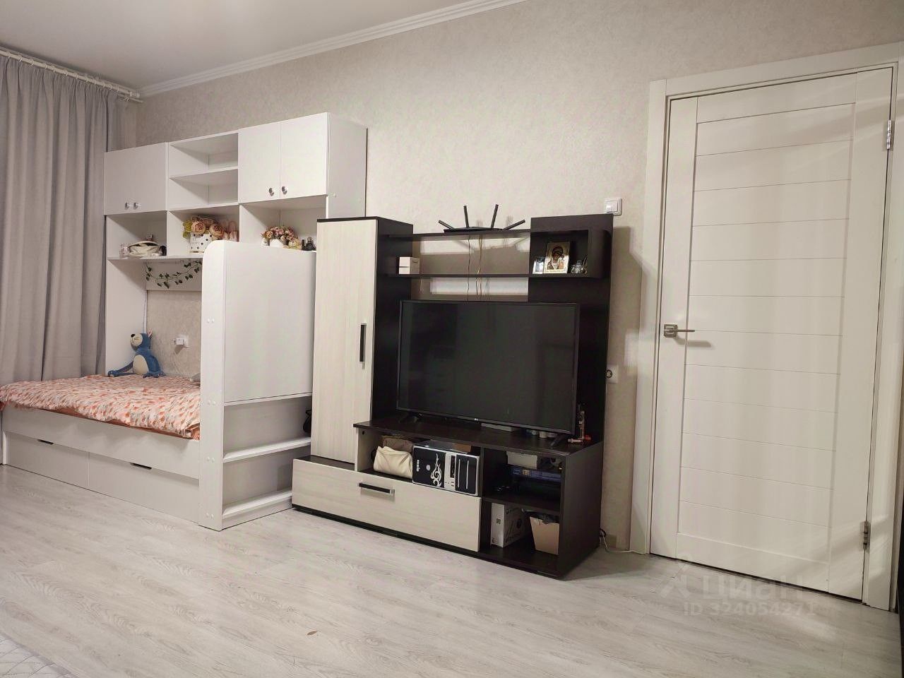 Продажа 1-комн квартиры на вторичном рынке Железнодорожный мкр, Балашиха, улица Корнилаева,  д. 26