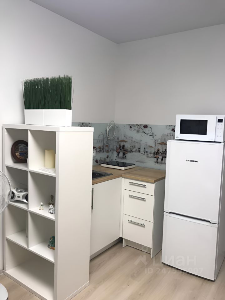 Аренда студии Парашютная улица, 42к2