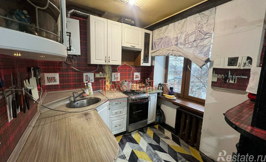 Продажа 2-комн квартиры на вторичном рынке Павельцево, улица Нефтяников,  д. 16