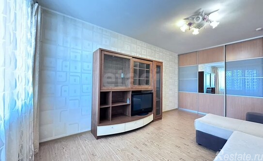 Продажа 1-комн квартиры на вторичном рынке Солидарности пр-кт,  д. 21,  к. 2