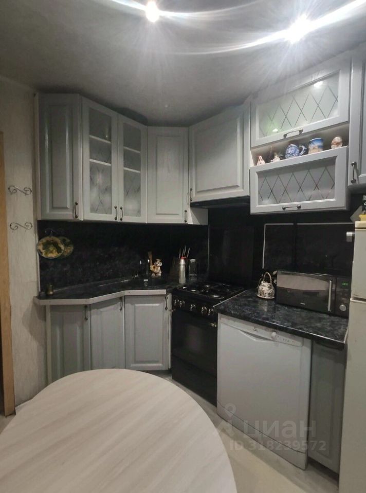 Продажа 2-комн квартиры на вторичном рынке Малая Охта тер., улица Казанская, 18