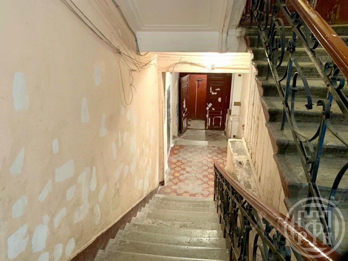 Продажа комнаты Кирилловская улица, 18